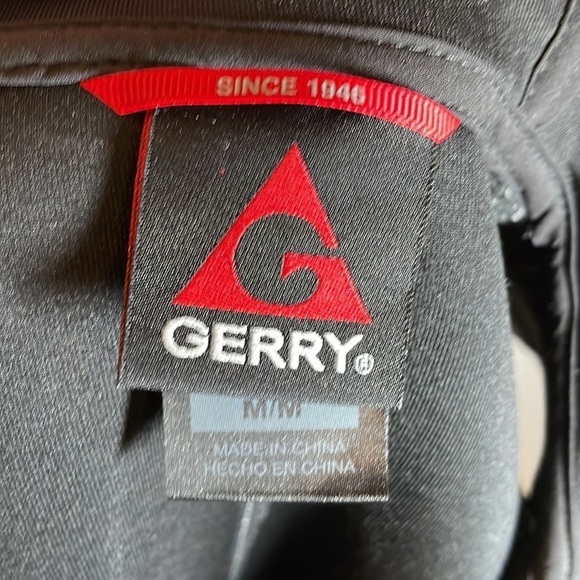 GERRY Vest Hooded Size Medium - Picture 6 of 8